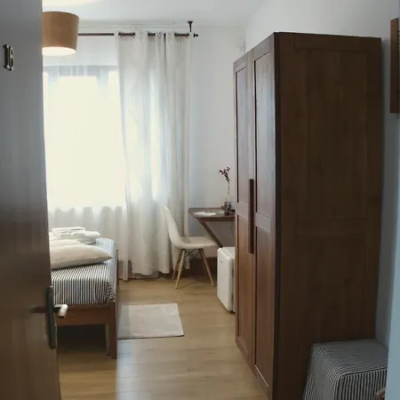 Casa Colinelor 3* Urlati