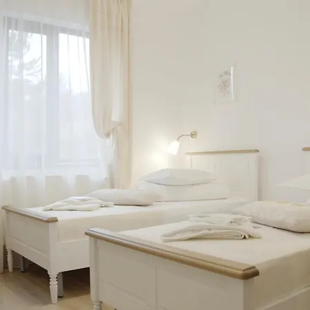 Casa Colinelor Urlati